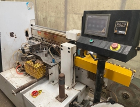 Dán cạnh 5cn. 